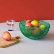 Green wire mesh bowl